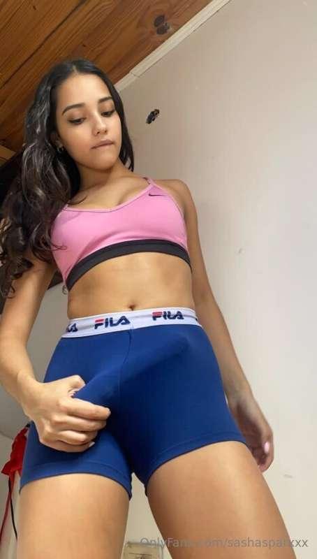 🔞@official.martina😈 Juicy girl with no limits🔞😈 She shoots i..