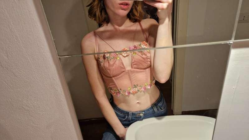 new corset for little arden 🥰🥰
for me everyday is like Chris..