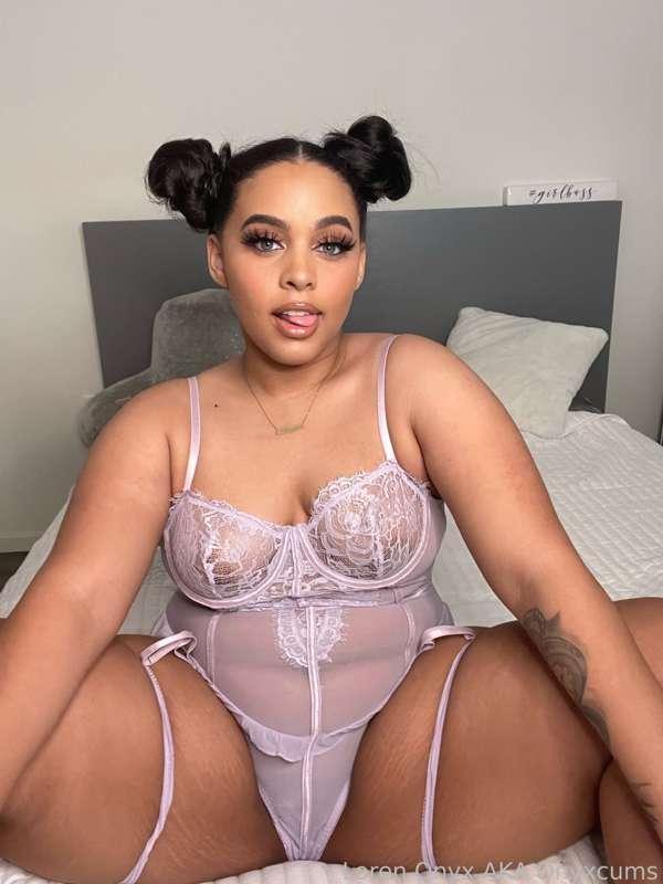 Showing off my body like a good girl 

✎ #nerdy #ebony #cute #pokemon #exotic #bigass #gamer #reader #brunette #fyp 