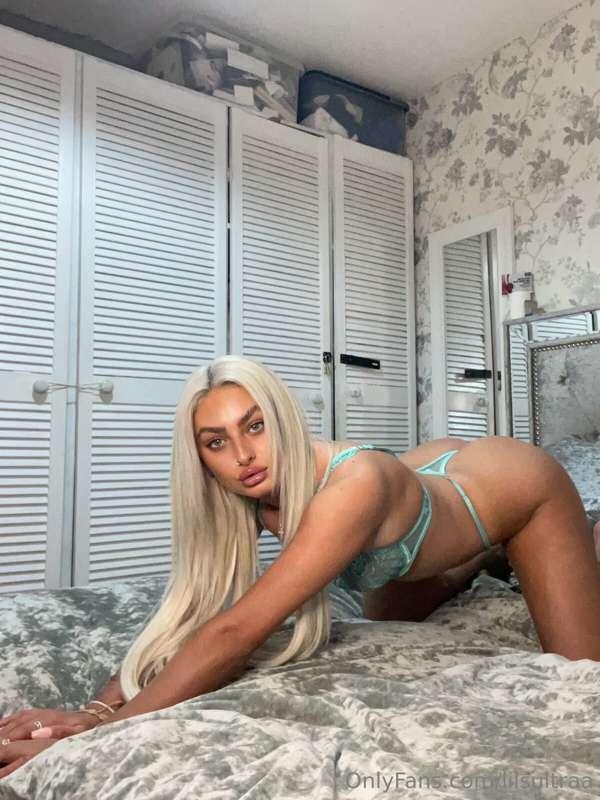 Baby how do you like my arch