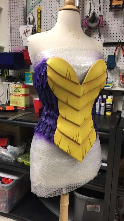Spyro Corset, paint job is done! 💜