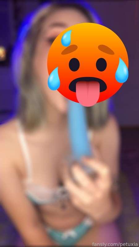 Dildo bj vid 😛💕