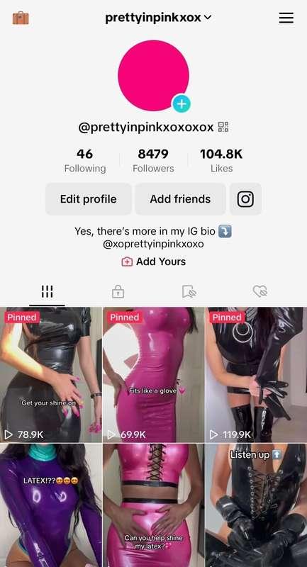 Guys!!😳 Are you following me on all my socials!??💕🫶🏻👀 All th..