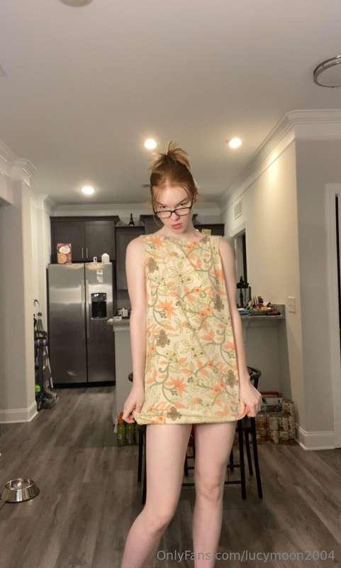 I tried out a new look today. its kinda giving sexy teacher ..