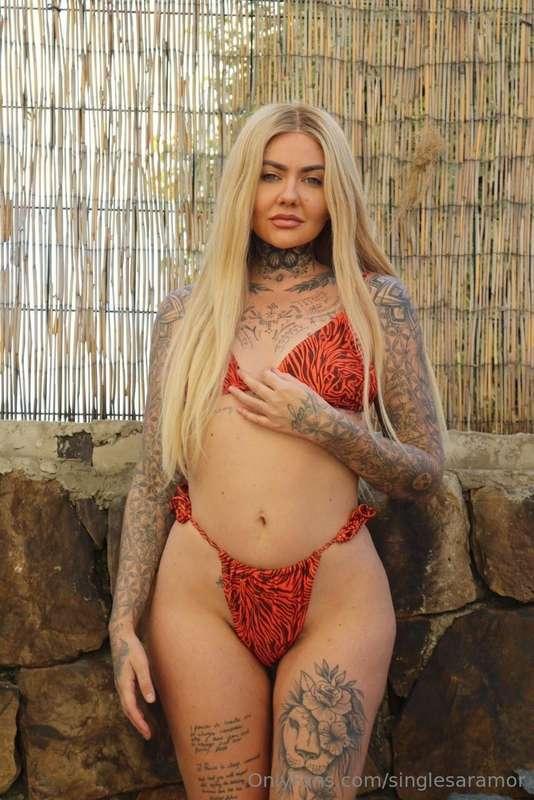 From the biggest influencer in Denmark to onlyfans model - y..
