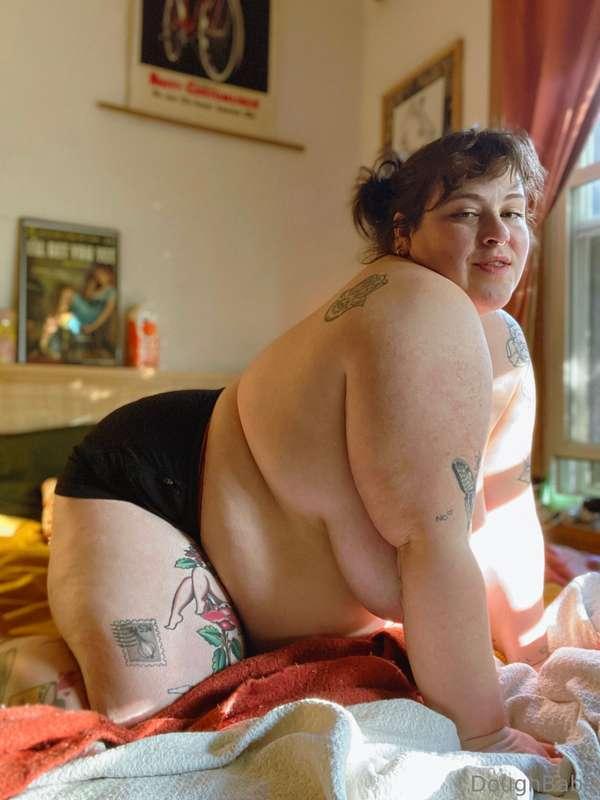 doughbabebbw image #0