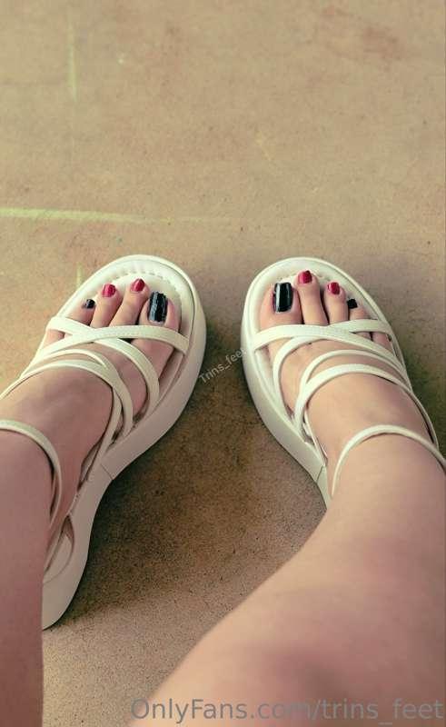 trins_feet image #11