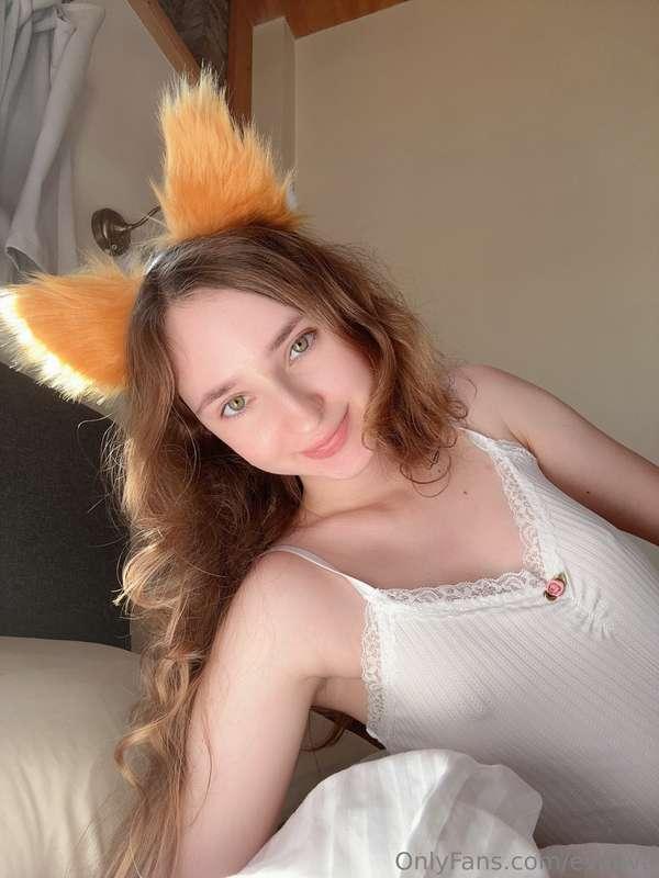 Do those fluffy ears look good on me?🥰