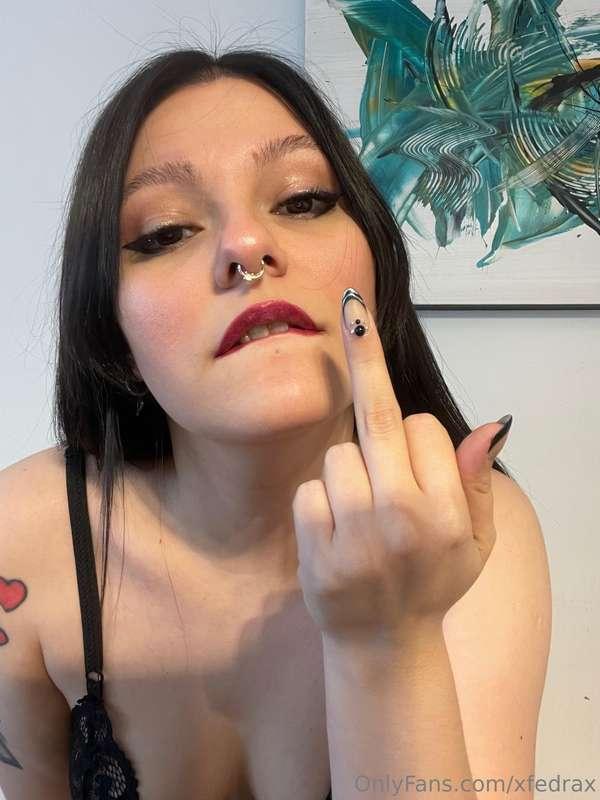 You have only one fucking job today:Subscribe to @mistressbe..