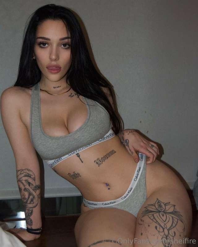 🎁🎁💦