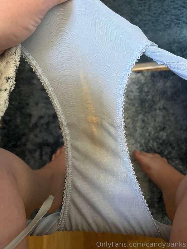 For all those dirty panty lovers 😈Dirty panties and a hairy ..