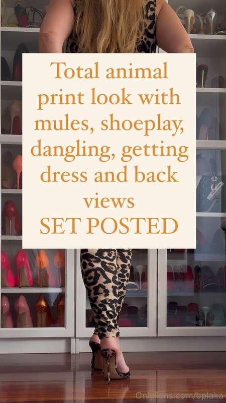 Total animal print look with mules, shoeplay, dangling, gett..