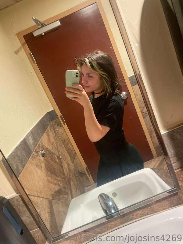 ya girl did a 9-10:40 today(open to close)🥲