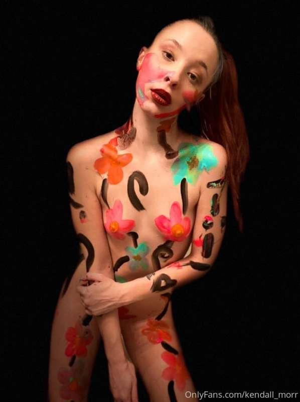 Body painting photos ! 
Set of 10