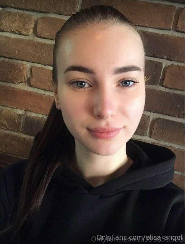 ## This is the cutest girl @darilady you've ever seen🥰Uncove..