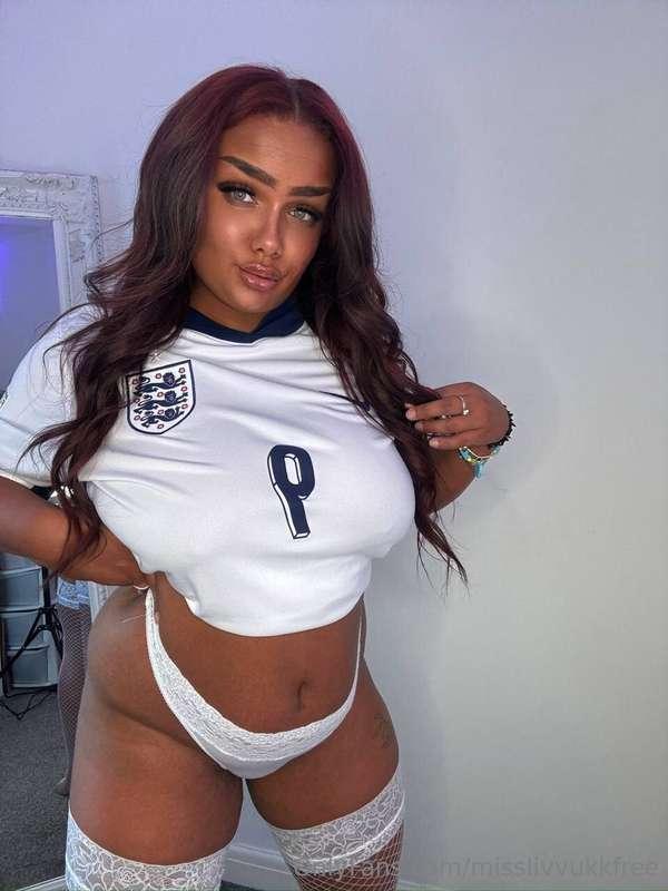 Me, England game and beer anyone? 👀