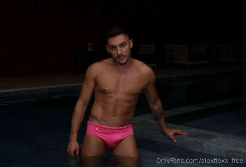 alexflexx_free image #2