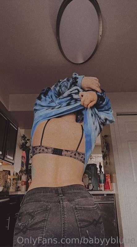 Little back action