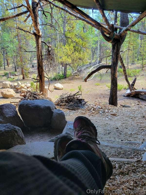 Good bye September... hello hiking season!!

Now let's see h..