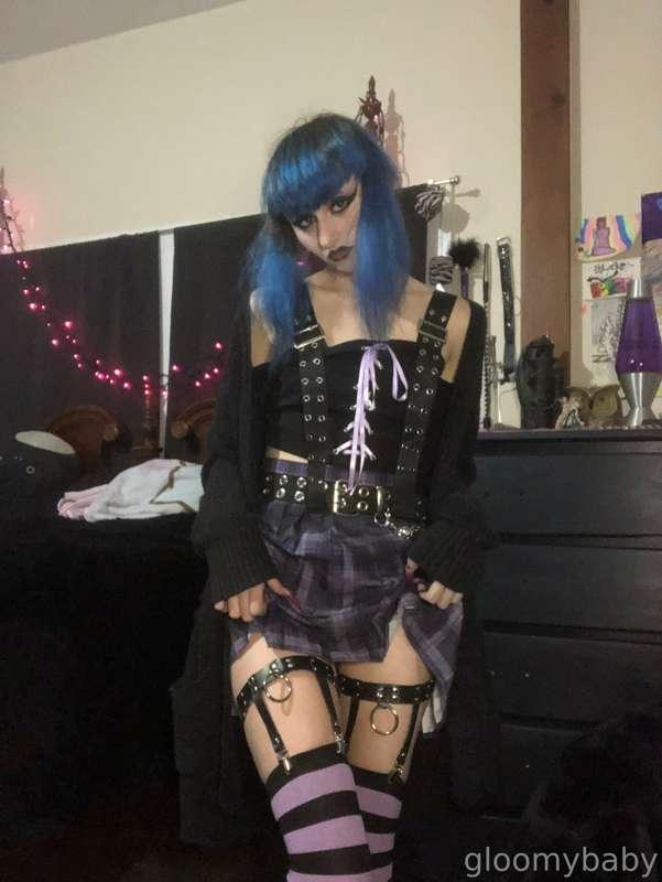 want a peek? i put some cute stuff on today..