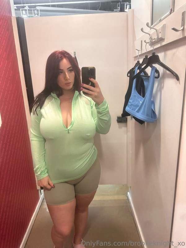 Should I get this running top? You can see my nipples 👀