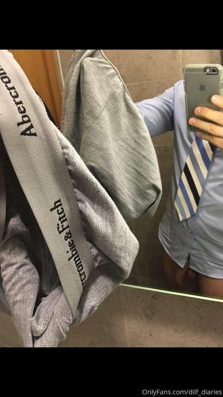 A fan asked me if I could go commando for the rest of the da..