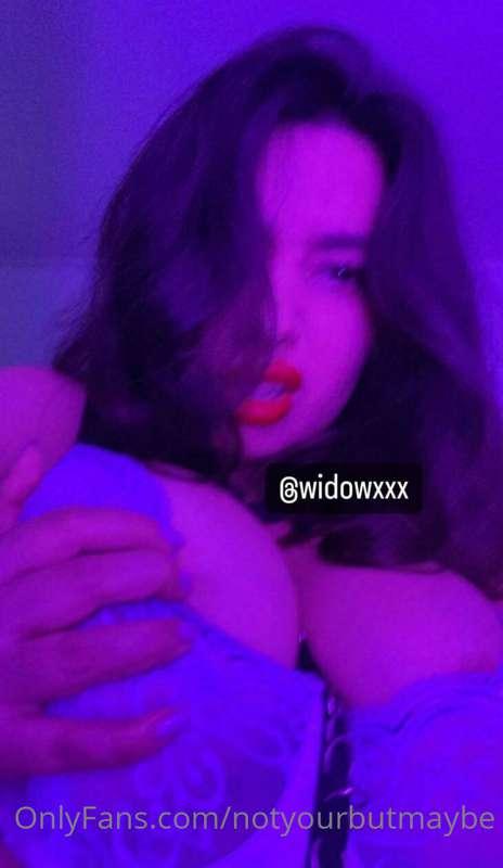 Bebe enter my profile and eat my juicy pussy
I will create t..