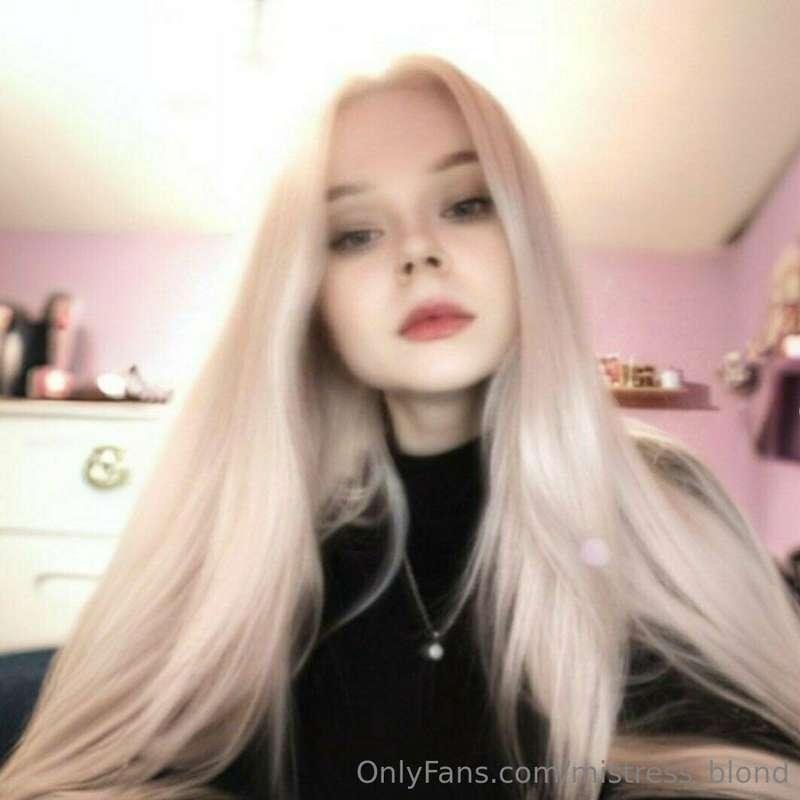 Welcome to the world of temptation. I am your Mistress, read..
