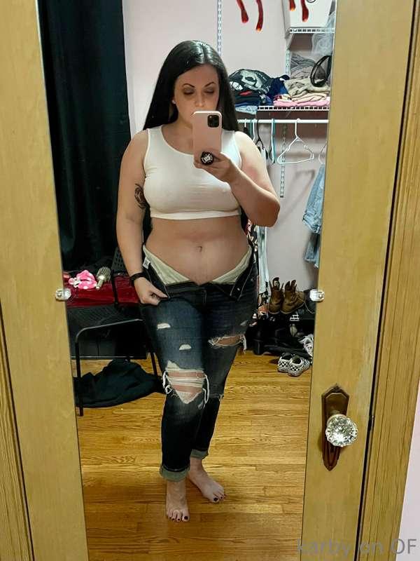 Do you like these jeans, or should I take them off?
