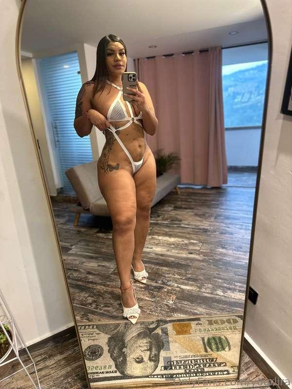 Tell me what you’d do if you were here 👀😍