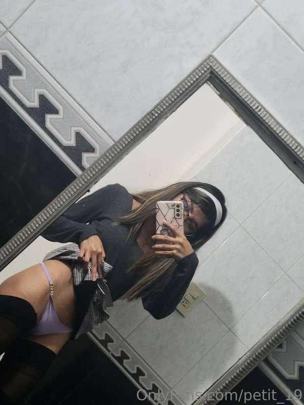 🍑I have a new job!!! Do you want to see more sexy photos of ..