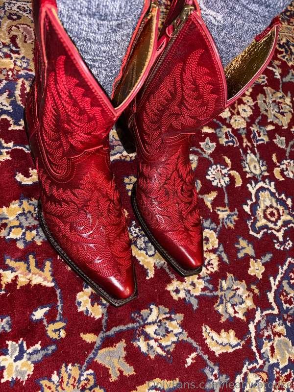 leahwbrooke image #4