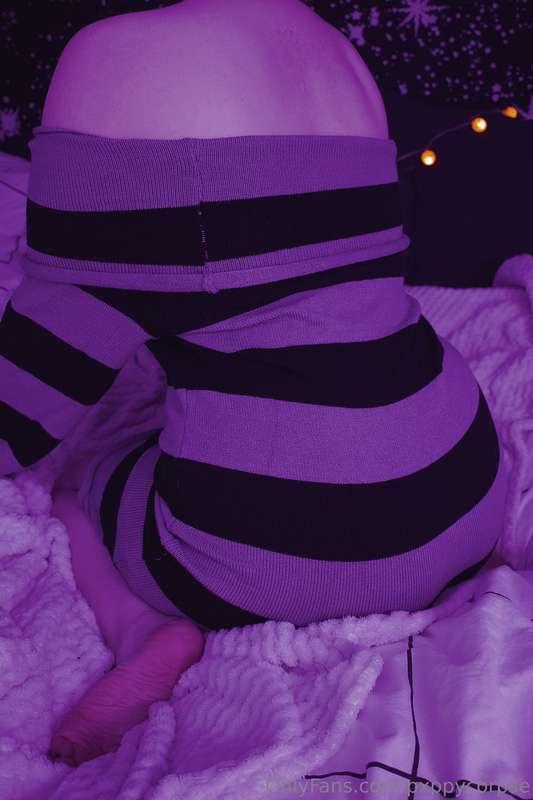 do you like my dress? 🖤