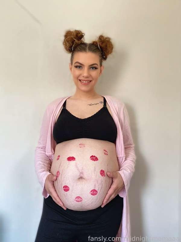 fill mommys pregnant big belly with your sweet kisses 














#preggo #preggers #mommy #milf #pregnantbelly #pregnancy #pregnant #pregnantboobs #pregnanttits #pregnancyfetish #fetish #hotmom #belly #bigbelly#handbra #hugeboobs #titties #tits #boobs #hugetits #nude #thick #thicc #cheeks #tigerstripes #natural #mombod #stretchmarks #thighs
#thickthighs #naked #fyp
