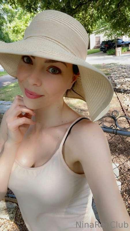 ***Dear Diary 23.06.30*** **I'm alive! Strolling in the sun,..