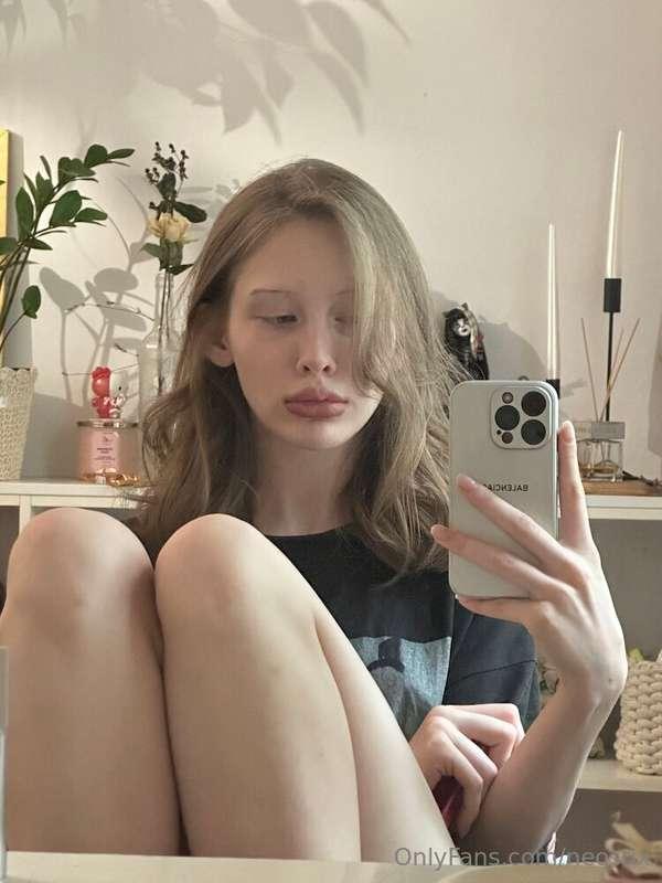 Hey sweetie ❤️✨ I’m Jessie @angel.jessiee, and despite all t..