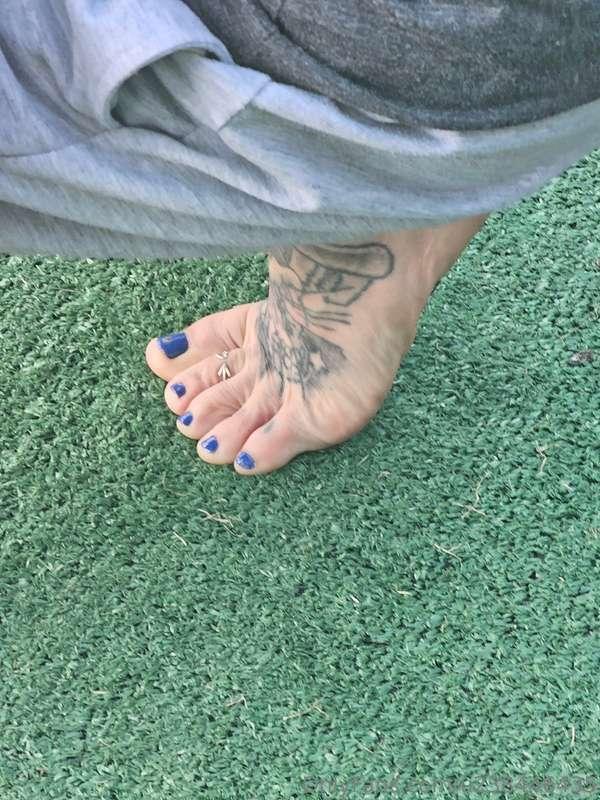 😘👣