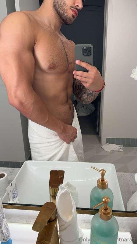 can't reach my back... can you clean me up?