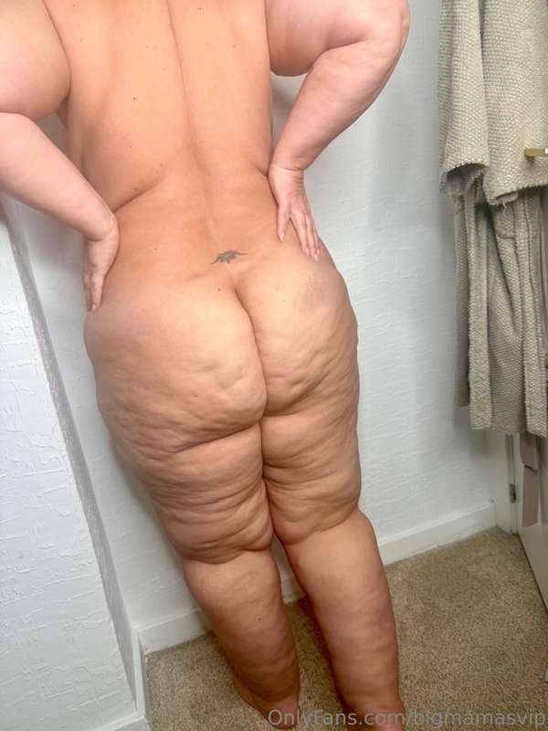 Wanna get naked with me right now? 