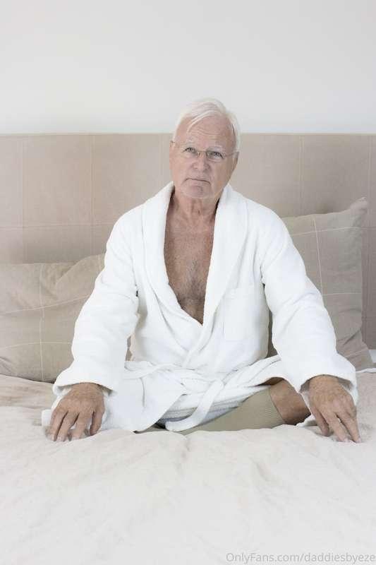 Ken 2 Robe