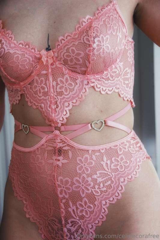 celinecorafree image #1