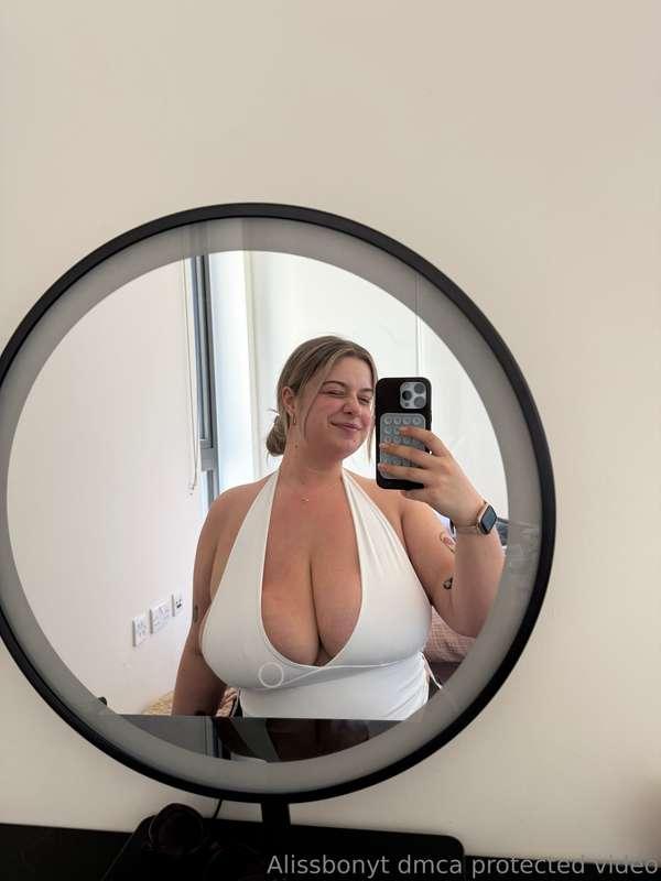alissbonyt image #1