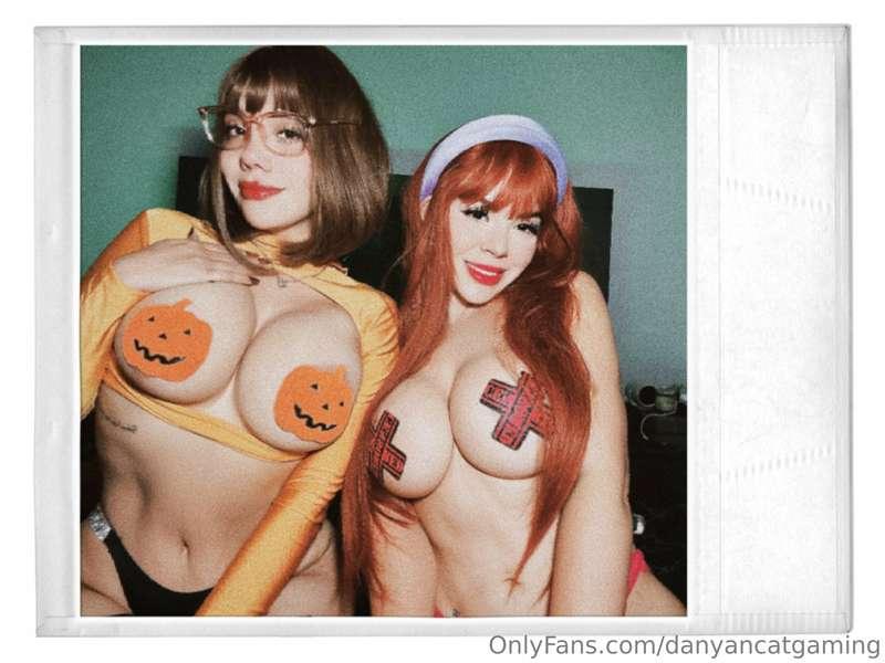 Nos tomaron estas fotitos Polaroid  como prueba de una activ..