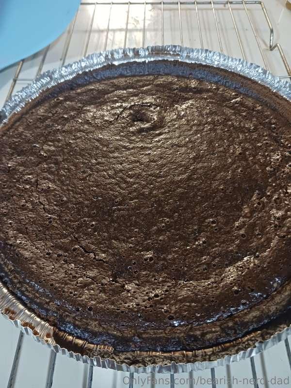 Finishing my Valentines Day chocolate tart 