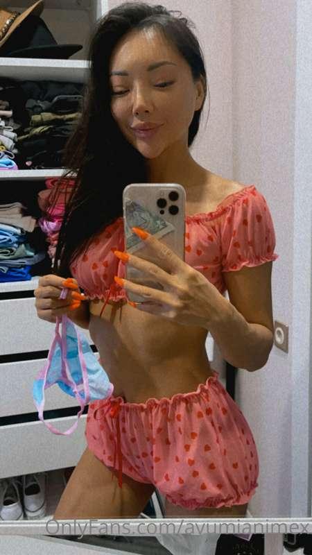 I’ve got some new cute panties, gonna put them now in my sto..