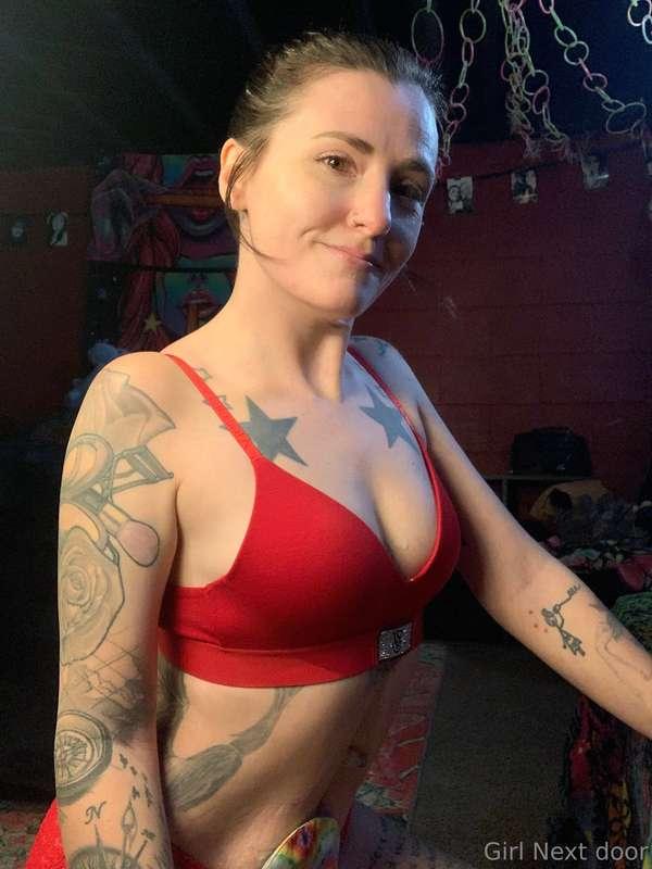 https://onlyfans.com/tinytattedb2020 VIP is only 15$ right n..