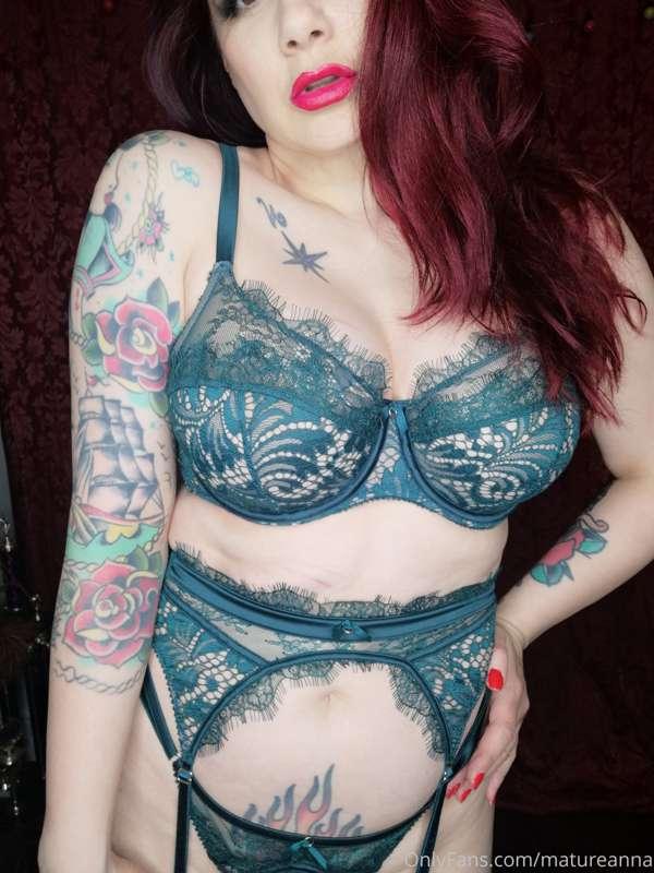 I love this lingerie set. Do you like it?!