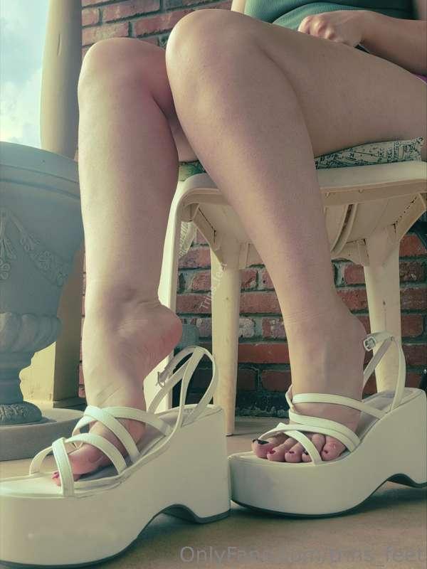 trins_feet image #7