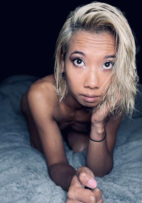 This whole set is going on my paid subscription!
Onlyfans.co..