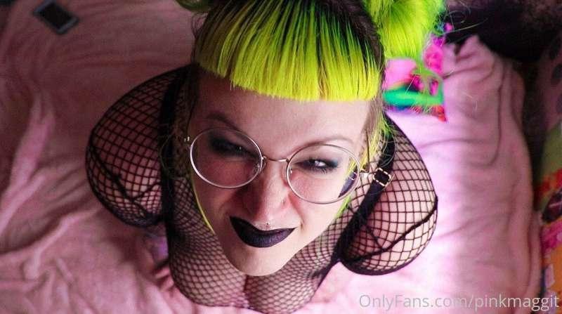 Wondering why your cock isn’t down my throat yet. 😈